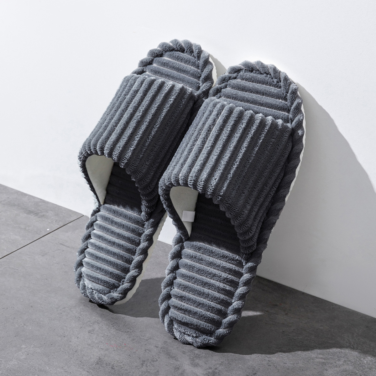 Open-Toe Breathable House Slip - Sewing Cotton 评论和价格